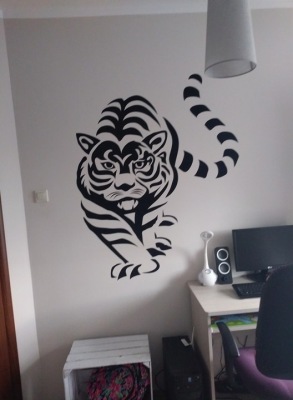 Matowa naklejka na ścianę tygrys