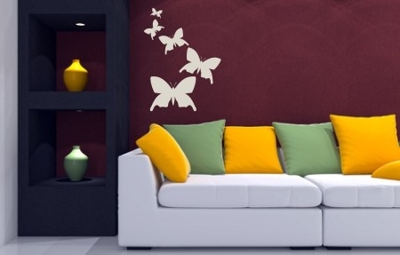Naklejki motylki z białego weluru na ścianę do pokoju