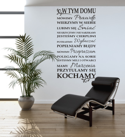Welurowa naklejka na ścianę z napisem w tym domu mówimy prawdę