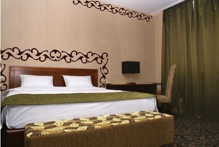 Dekoracja samoprzylepna na ścianę