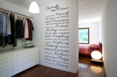 Naklejki na ścianę napisy zasady tego domu