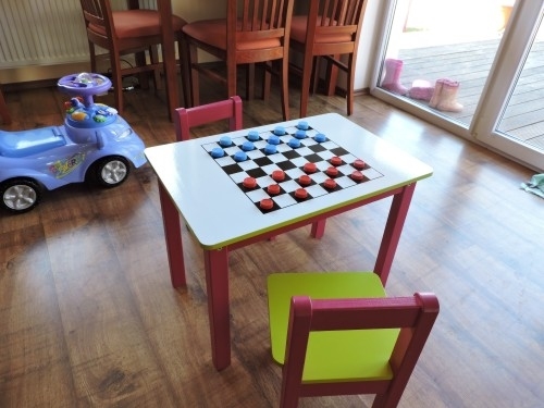 Naklejki na meble dla dzieci gry w warcaby i szachy