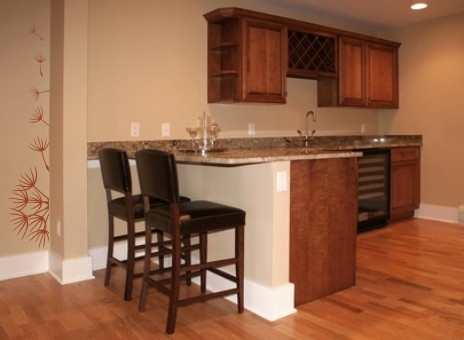 Dekoracja na ścianę w kuchni pasek