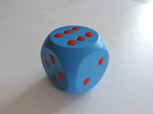 Kostka do gry w chińczyka 10 cm 